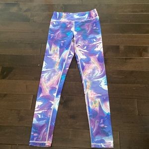 ⚠️SOLD⚠️ 90° girls size large leggings
